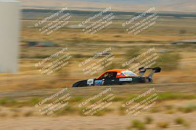 media/May-31-2025-CalClub SCCA (Sat) [[2c1a04e1ee]]/Race/Group 2/Turn 4b/